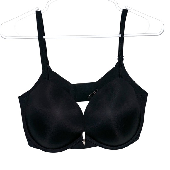 Victoria's Secret Other - Victoria’s Secret Black Plunge Push-Up Bra
